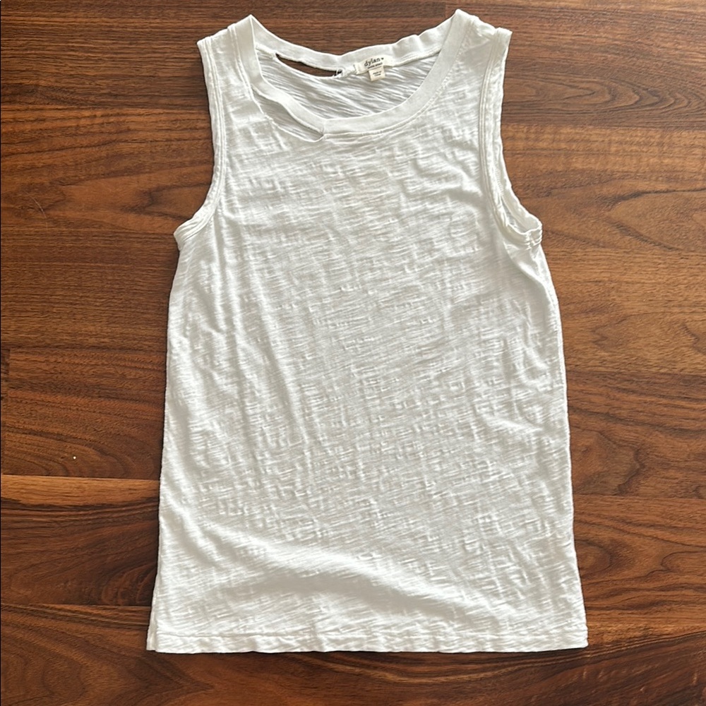 White Muscle Tee with Crew Neck and Textured Fabric